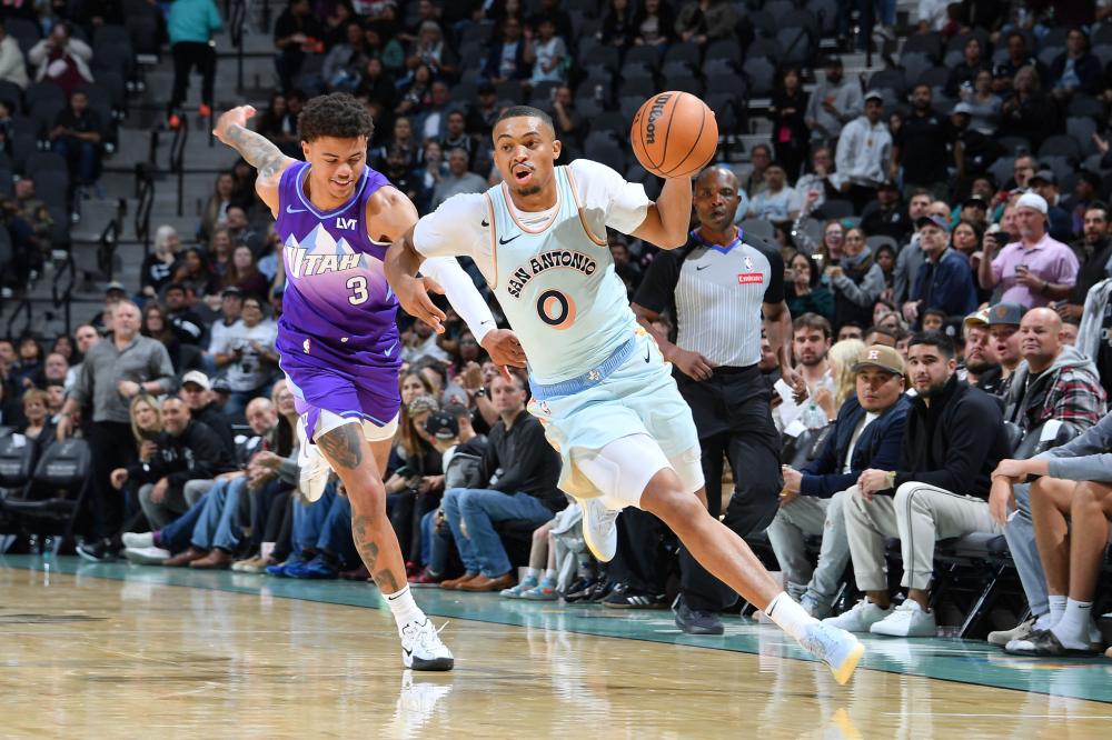 彩纷呈的比 彩纷呈的比