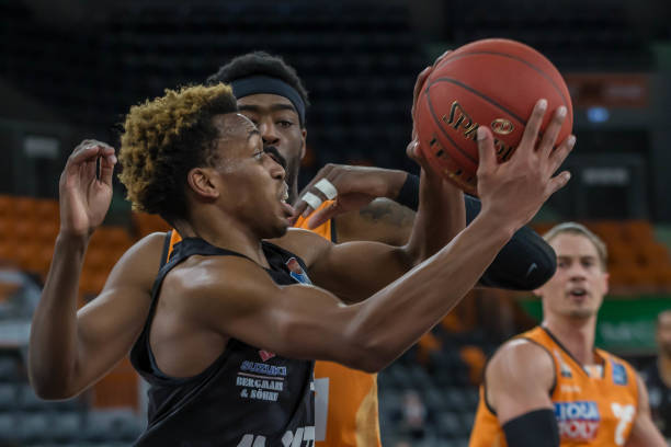 既能作为终 既能作为终